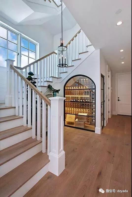 楼梯设计-美观又实用的现代潮流